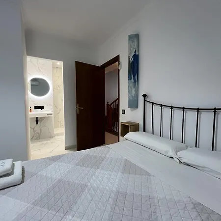 Masia Botargo 9 Hab 8 Banos Piscina Porche Holiday home